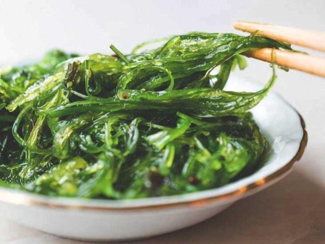 Seaweed salad
