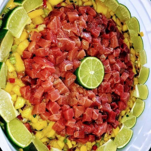 Tuna ceviche with mango and lime